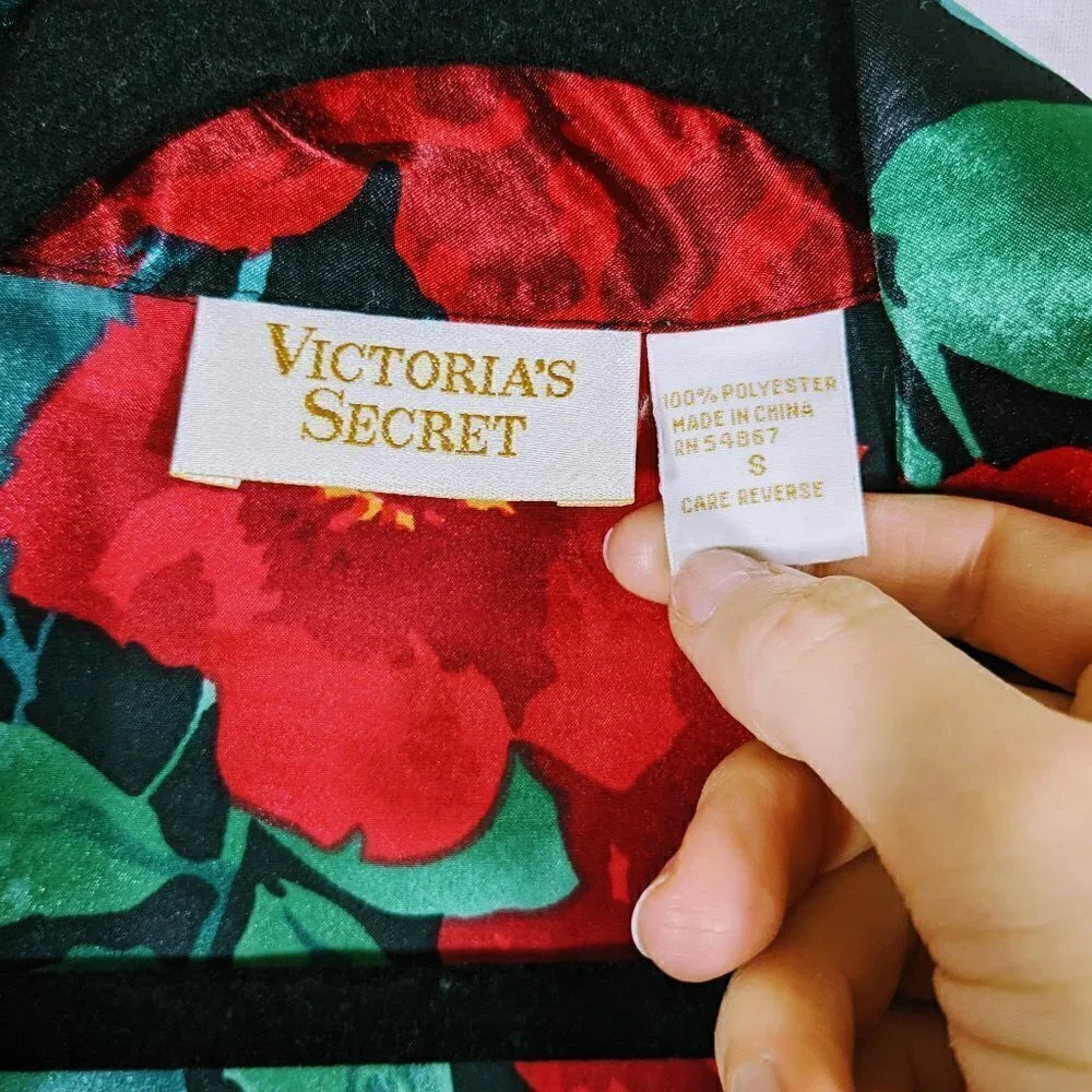 Vintage Gold Label Victoria's Secret Green & Red Floral Pajama Top Size S
